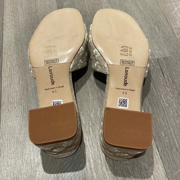 Larroude Brigitte Mule In Raw Linen Sandals - Picture 13 of 14